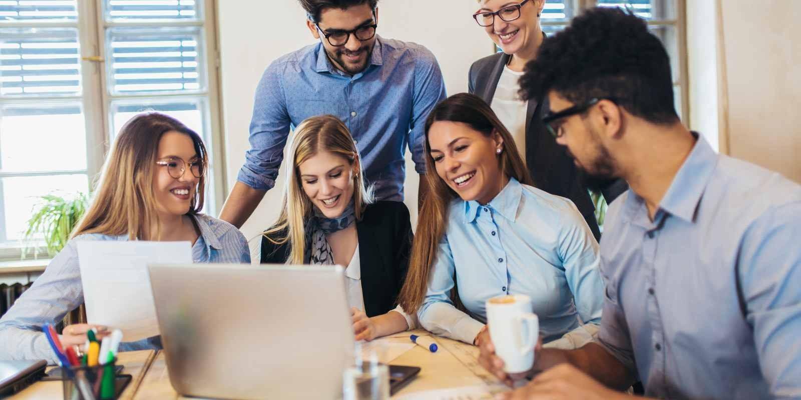 Tu brújula inmobiliaria: Las mejores fuentes de información y asesoría para inversionistas en bienes raíces en Estados Unidos